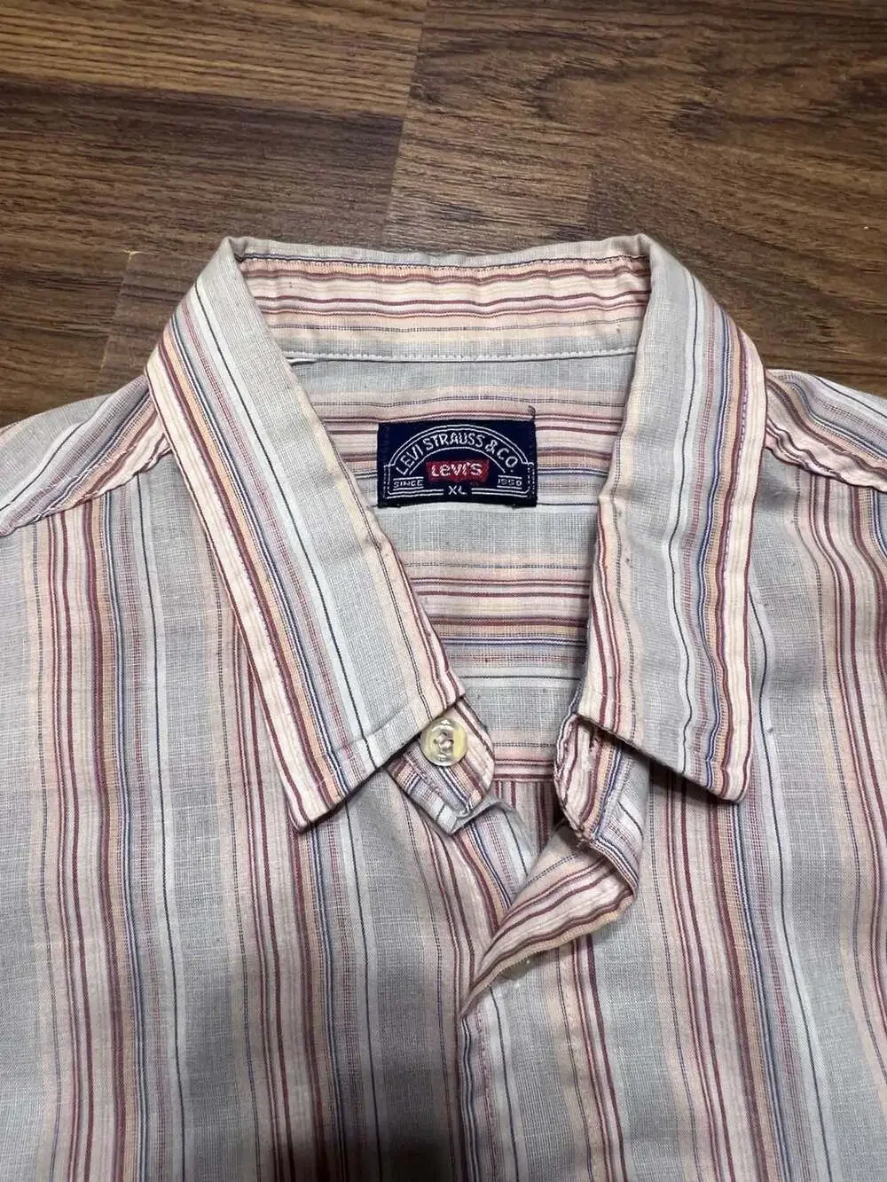 LEVI'S Men's Shirt Size L Striped Tan Cream Red Long Sleeve
